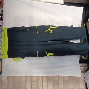 Zumba Wear Women's Navy/Neon Green Convertible Cargo Ribbons Workout Pants S